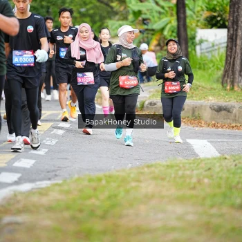 Runner Photo 4135625
