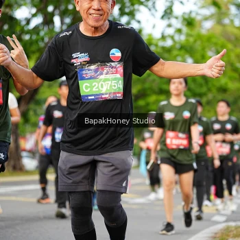Runner Photo 4135638