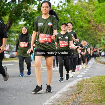 Runner Photo 4135640