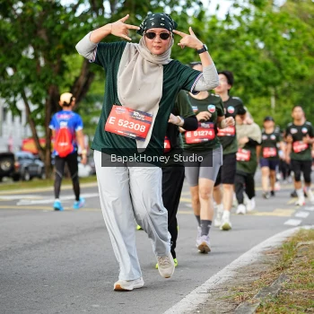 Runner Photo 4135652
