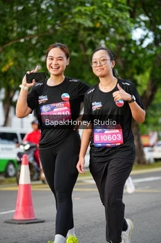 Runner Photo 4135654