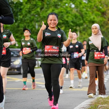 Runner Photo 4135655