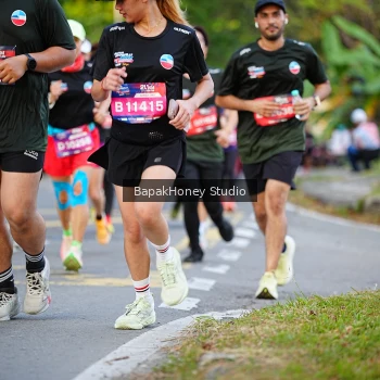 Runner Photo 4135696