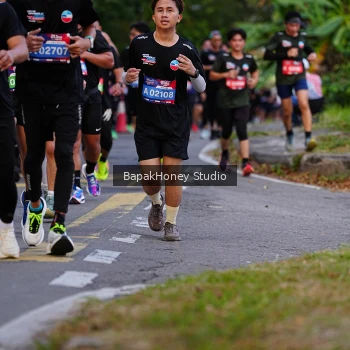 Runner Photo 4135705