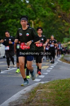 Runner Photo 4135709