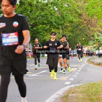 Runner Photo 4135715