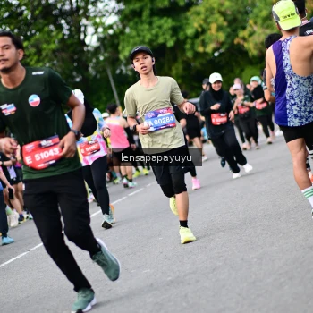 Runner Photo 4135763