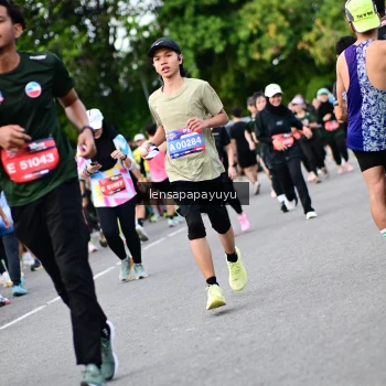 Runner Photo 4135771