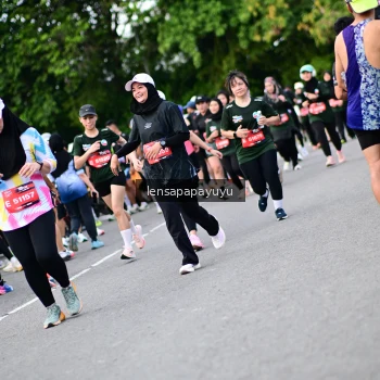 Runner Photo 4135780