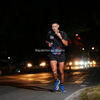 Runner Photo 4135806