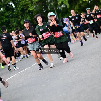 Runner Photo 4135808