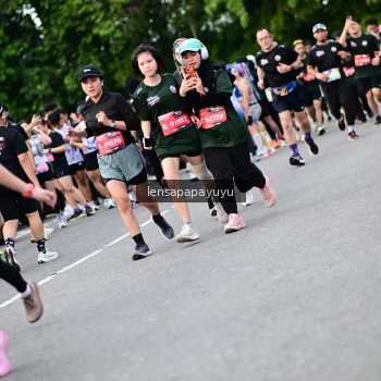 Runner Photo 4135810