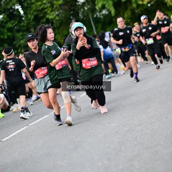 Runner Photo 4135820