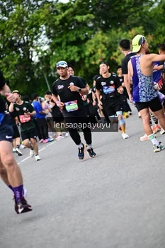 Runner Photo 4135827