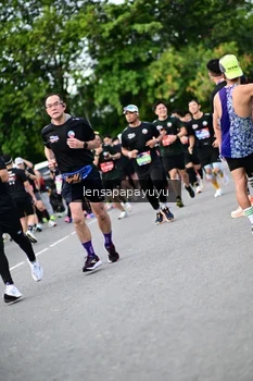 Runner Photo 4135832