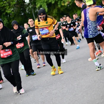 Runner Photo 4135871