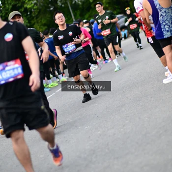 Runner Photo 4135881