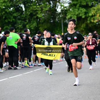 Runner Photo 4135894