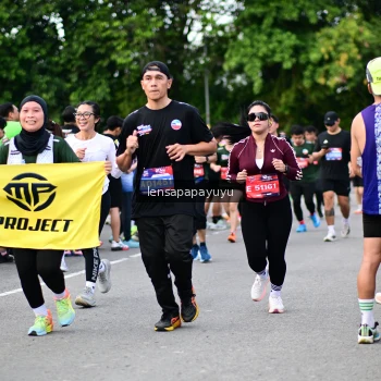 Runner Photo 4135904