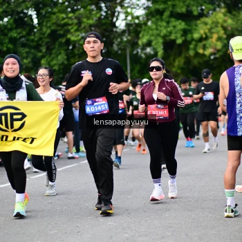 Runner Photo 4135906
