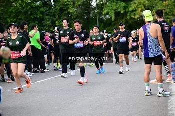Runner Photo 4135923