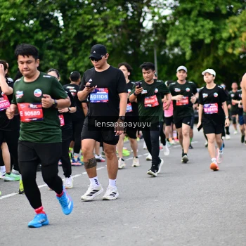 Runner Photo 4135935