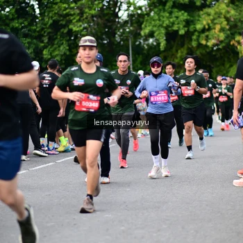 Runner Photo 4135961