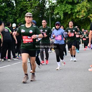 Runner Photo 4135964