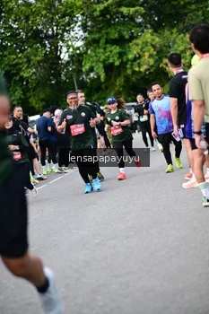 Runner Photo 4135982