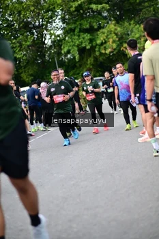 Runner Photo 4135988