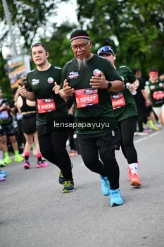 Runner Photo 4135992