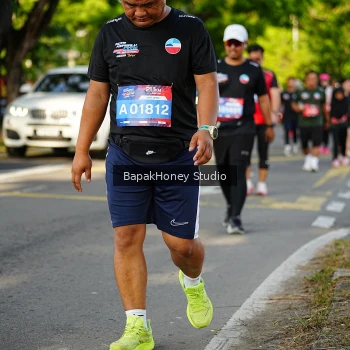 Runner Photo 4135993