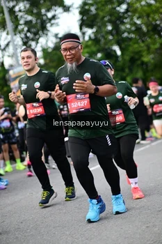 Runner Photo 4135998
