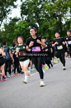 Runner Photo 4136003