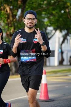 Runner Photo 4136010