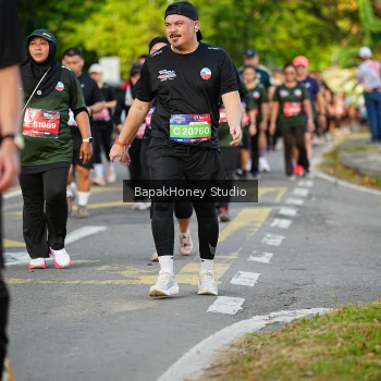 Runner Photo 4136014