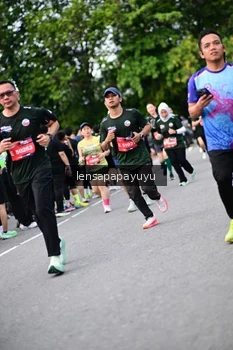Runner Photo 4136020