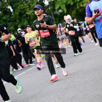 Runner Photo 4136033