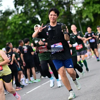 Runner Photo 4136043