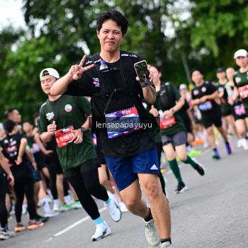 Runner Photo 4136049