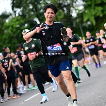 Runner Photo 4136054