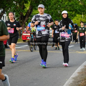 Runner Photo 4136056