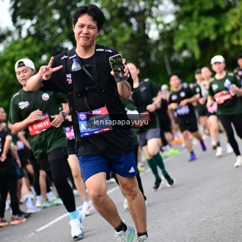Runner Photo 4136058