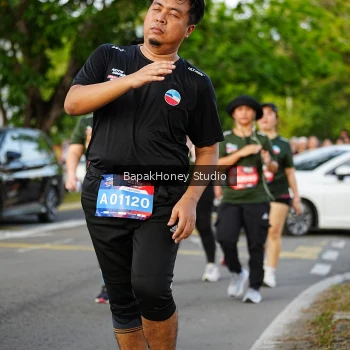 Runner Photo 4136063