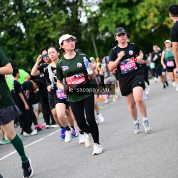 Runner Photo 4136064