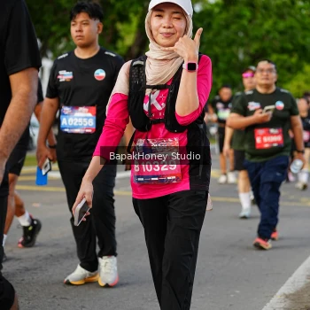 Runner Photo 4136067