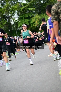 Runner Photo 4136081