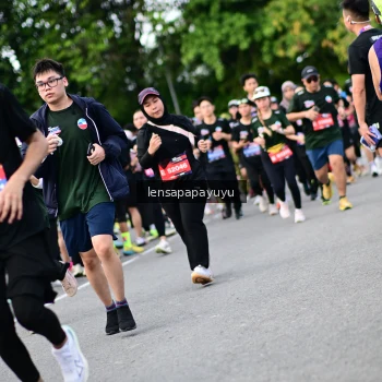 Runner Photo 4136091