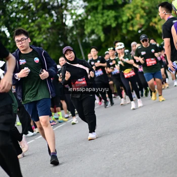 Runner Photo 4136096
