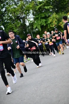 Runner Photo 4136097